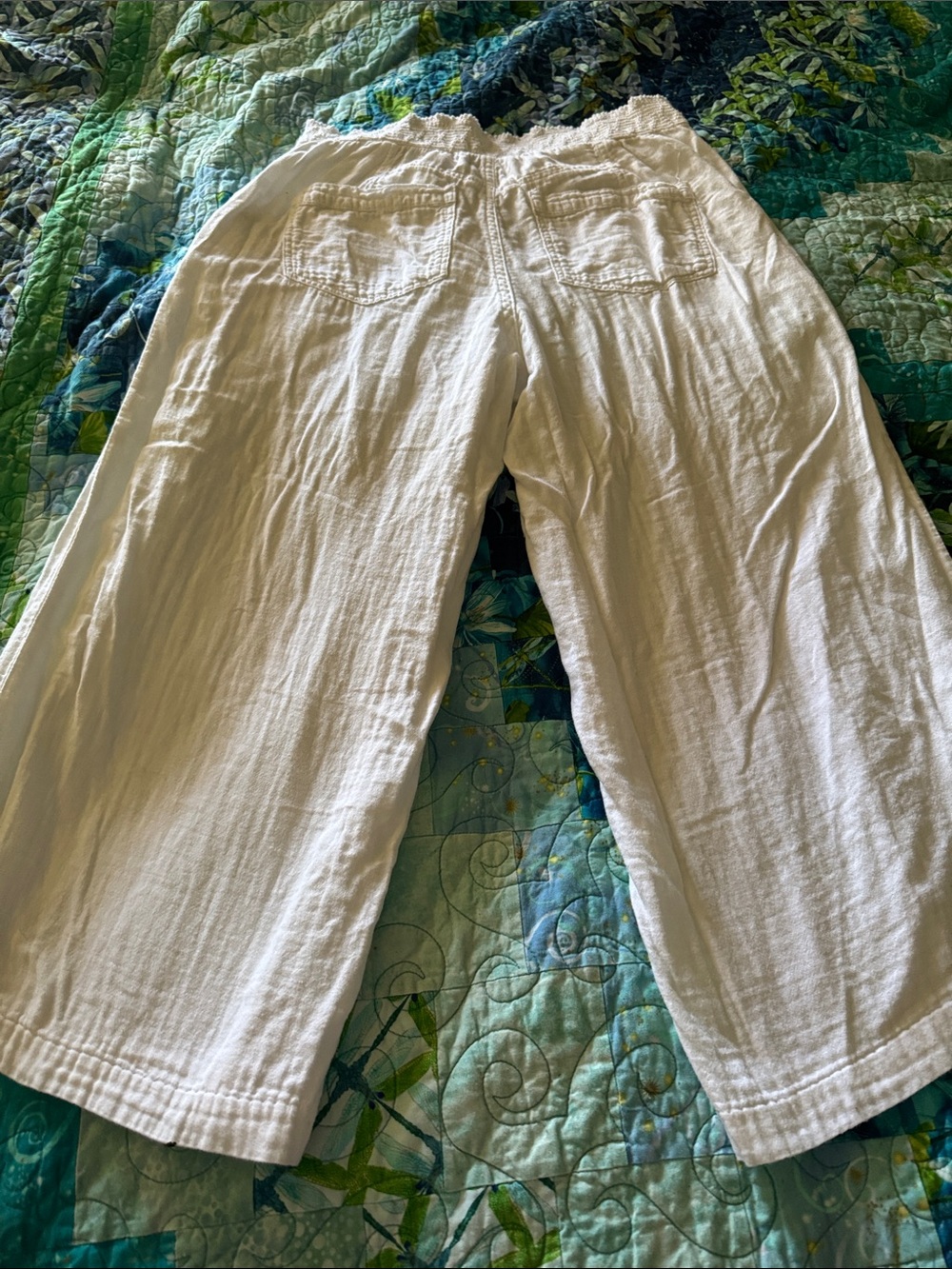 Democracy White Cropped Wide-Leg Pants - Picture 6 of 6